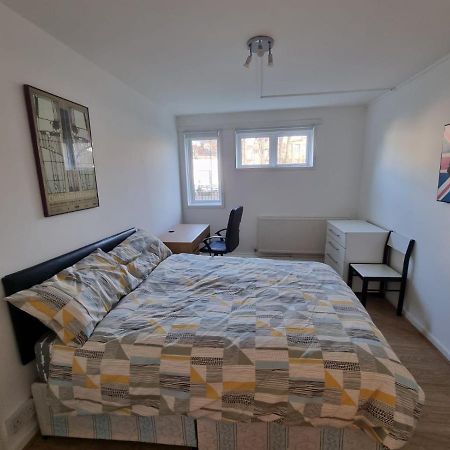 2 Bedroom Apartment In Kentish Town Londres Extérieur photo